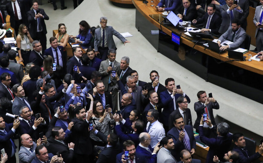 Em derrota do governo, Câmara derruba “MP da…