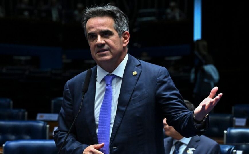 Ciro Nogueira diz que Lula “voa sozinho, mas voa baixo” e que centro “vai voar mais alto”