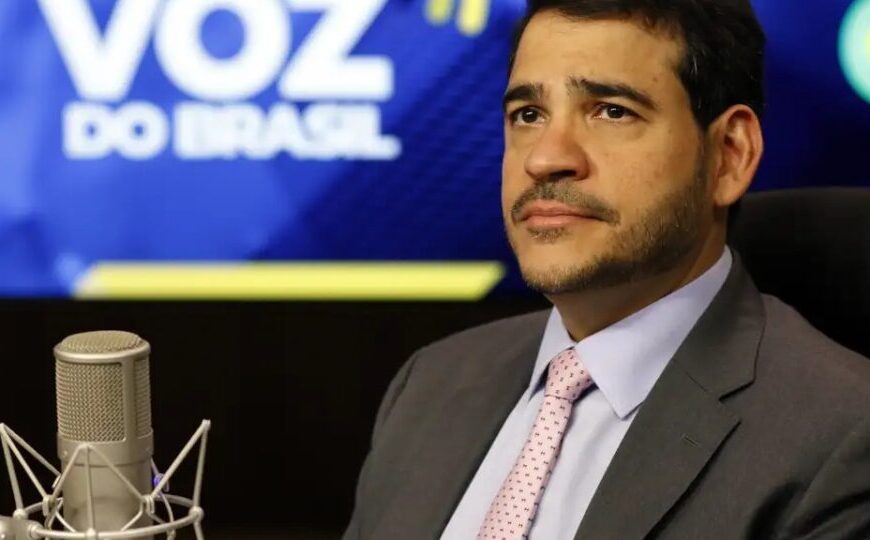 Governo culpa “pejotização” por prejuízo de R$ 44…
