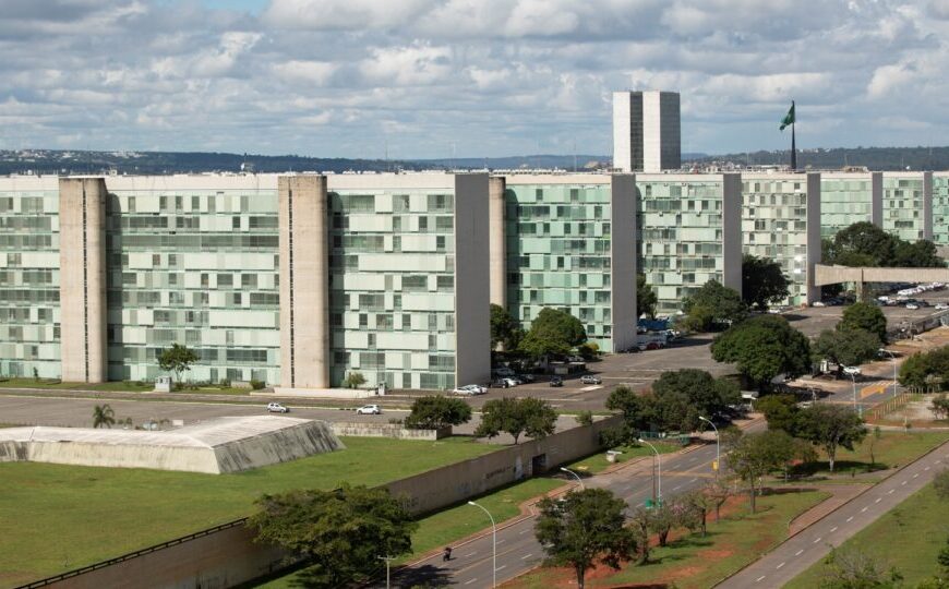 Reforma do serviço público prevê bônus por resultado…