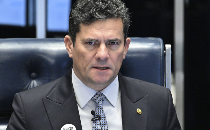 Câmara aprova projeto de Moro que torna crime…