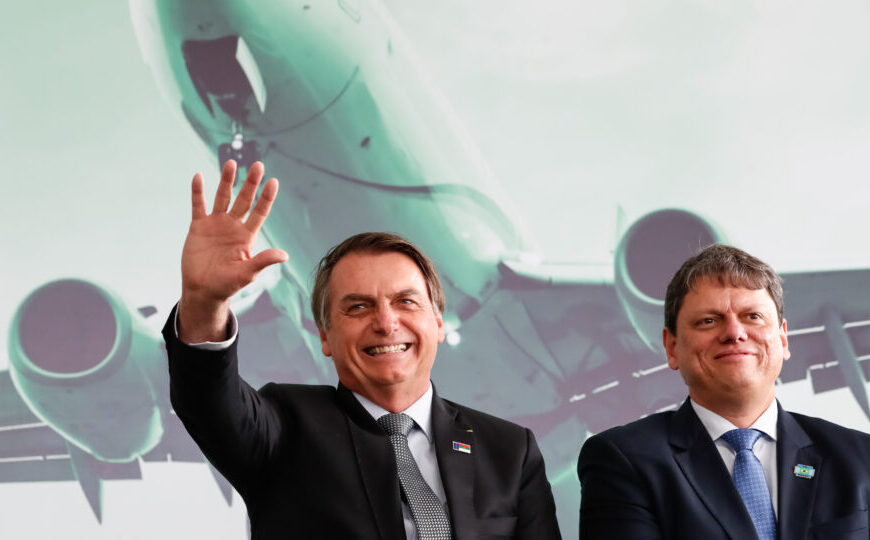 Chapa Tarcísio-Michelle ganha força como opção de Bolsonaro para 2026