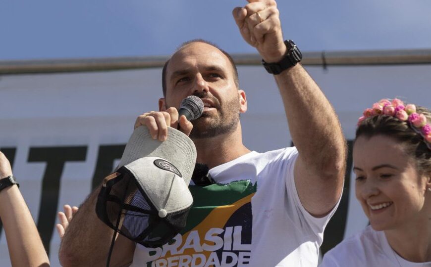 Eduardo Bolsonaro fala que é um “orgulho” ser réu no STF