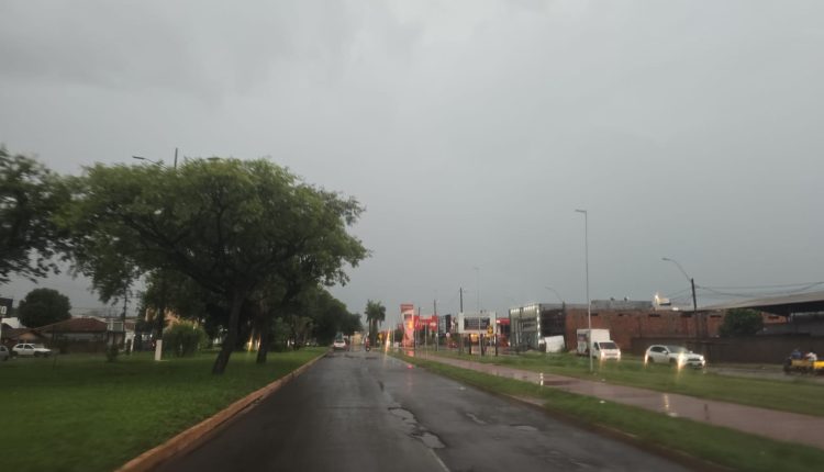 Domingo de chuva em Ponta Porã