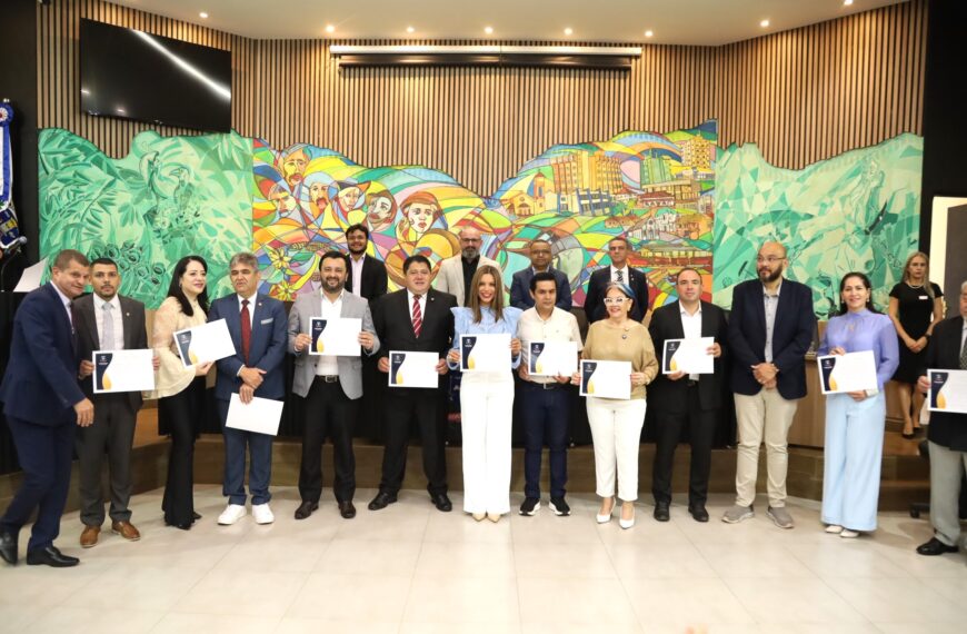 Veredores concedem honrarias reconhecendo trabalho em prol da fronteira