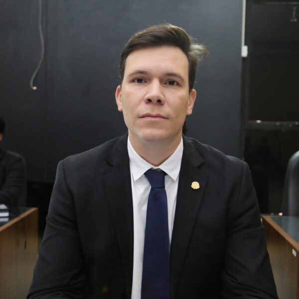 Vereador Gabriel Arce defende melhorias no Residencial Julia…