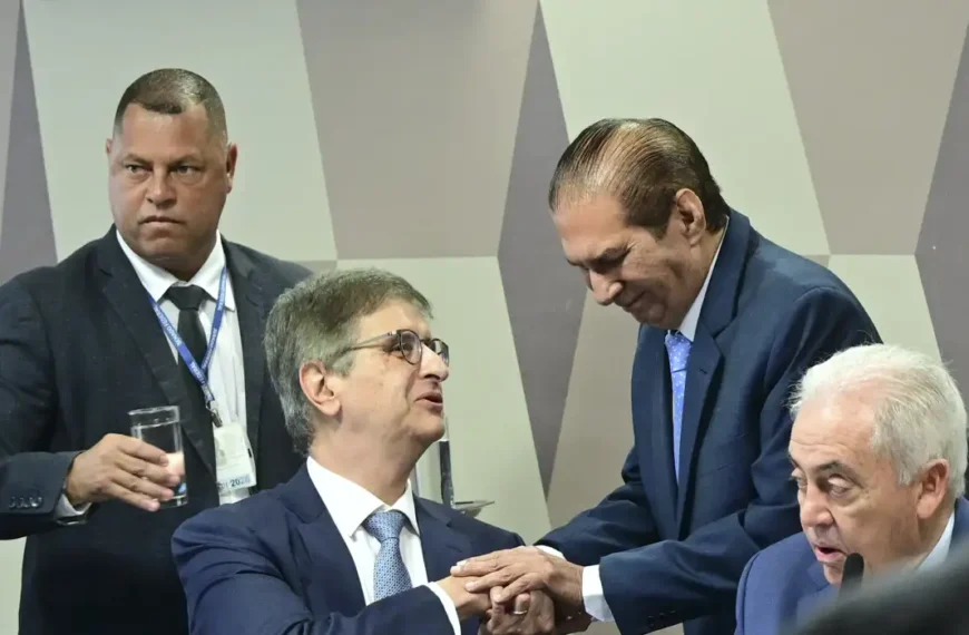 Em sabatina no Senado, Gonet diz que não há criminalização da política