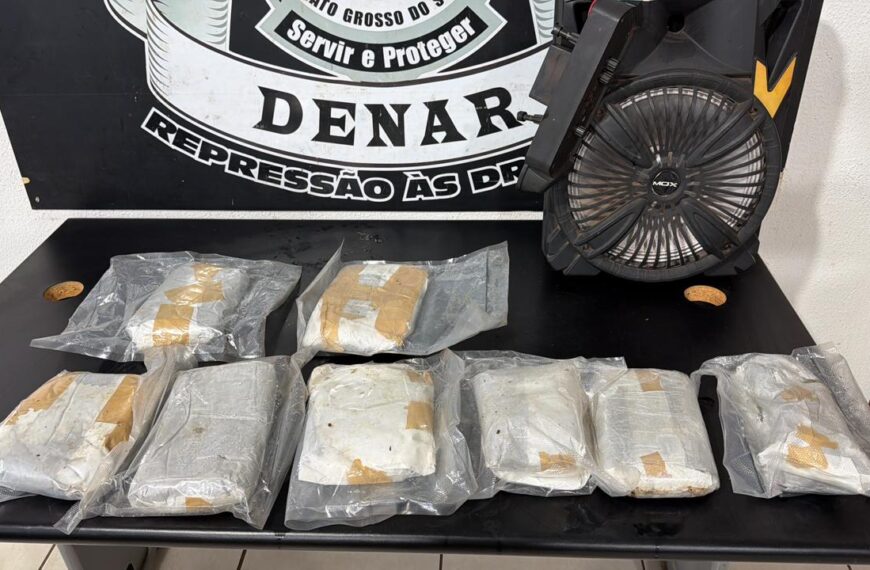 Durante operação, polícia apreende R$ 562 mil em haxixe escondidos dentro de caixa de som