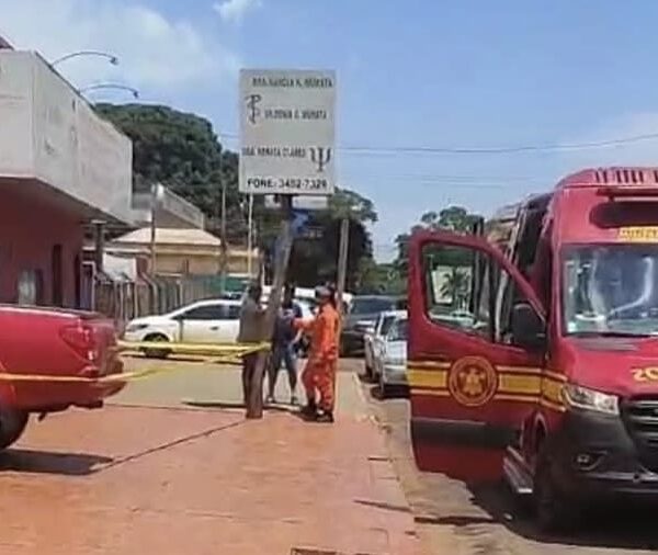 Homem é assassinado dentro de escritório no centro…
