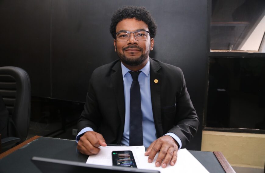 Vereador Reinaldo Jalasca solicita melhorias em ruas de Ponta Porã