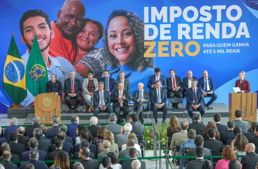 Lula sanciona isenção do IR para quem ganha até 5 salários mínimos