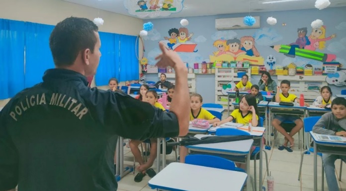 Alunos de escolas municipais concluem curso do Proerd em Ponta Porã
