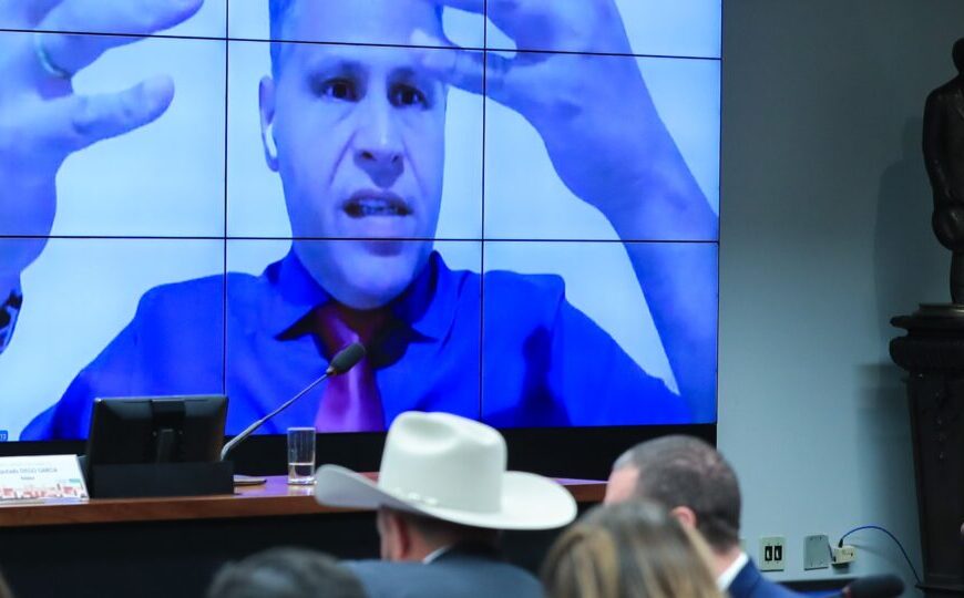 Advogado deixa defesa de Tagliaferro para diminuir tensão com STF