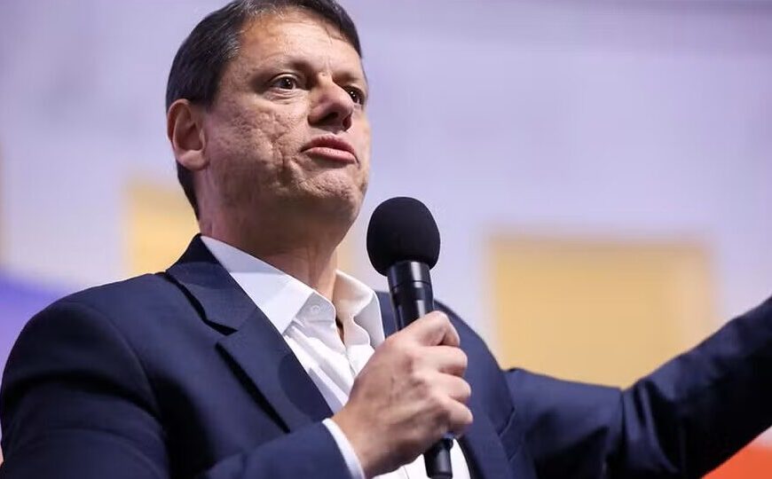Tarcísio diz acreditar em “reorganização da direita” e crava: “vamos livrar o Brasil do PT”