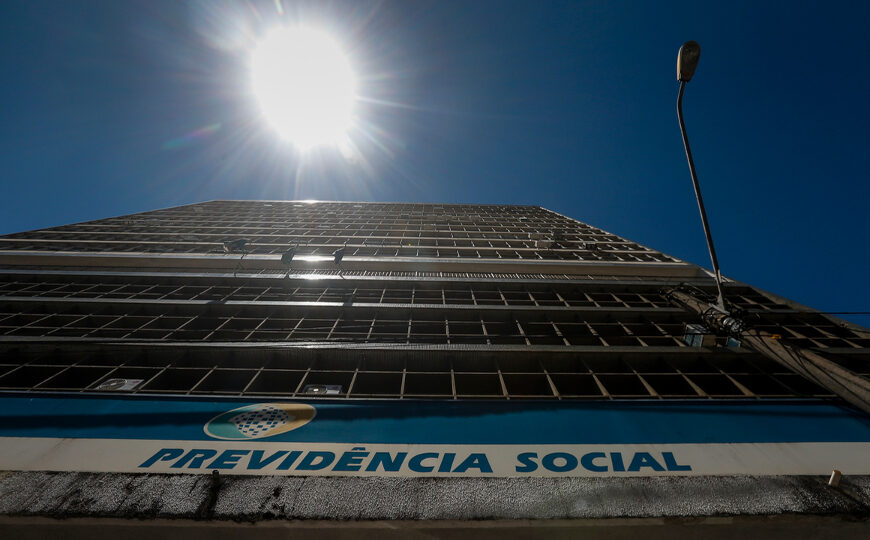 6 indícios de que o governo Lula agiu para proteger entidades aliadas no escândalo do INSS