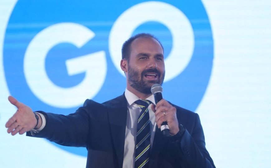 Defensoria pede que STF rejeite denúncia contra Eduardo Bolsonaro