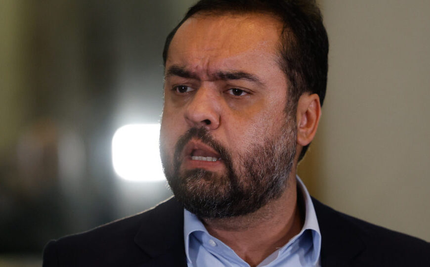 Aprovação de Cláudio Castro chega ao maior patamar em três anos após megaoperação no Rio