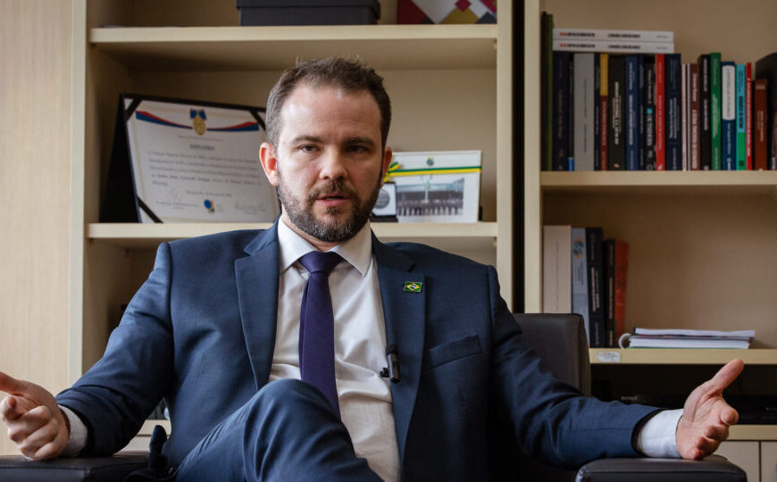 Governo Lula ameaça acionar STF para barrar “pautas-bomba” no Congresso