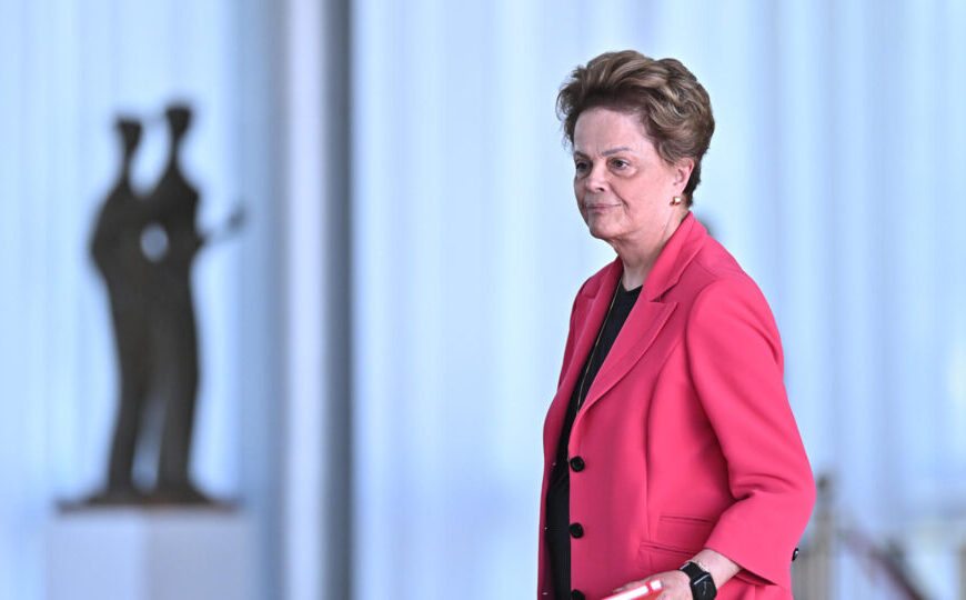 UnB aprova título de doutora honoris causa para Dilma