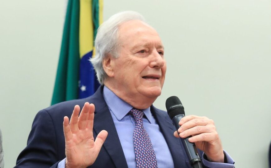 Voos de autoridades privilegiadas em jatinhos da FAB somam R$ 8,6 milhões