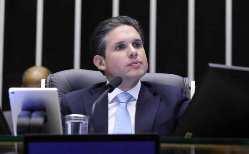 Motta adia votação do projeto antifacção para a próxima terça (18)