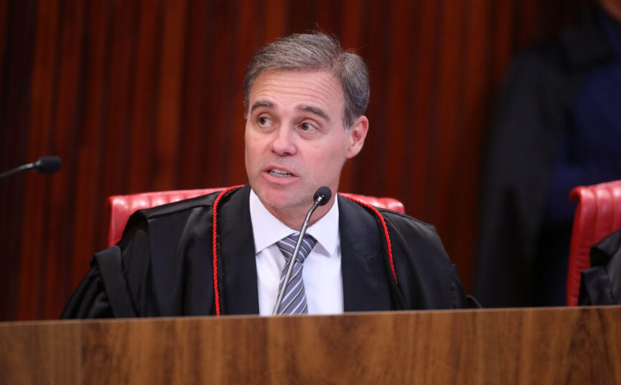 Com voto favorável de Mendonça, TSE aprova criação do partido do MBL