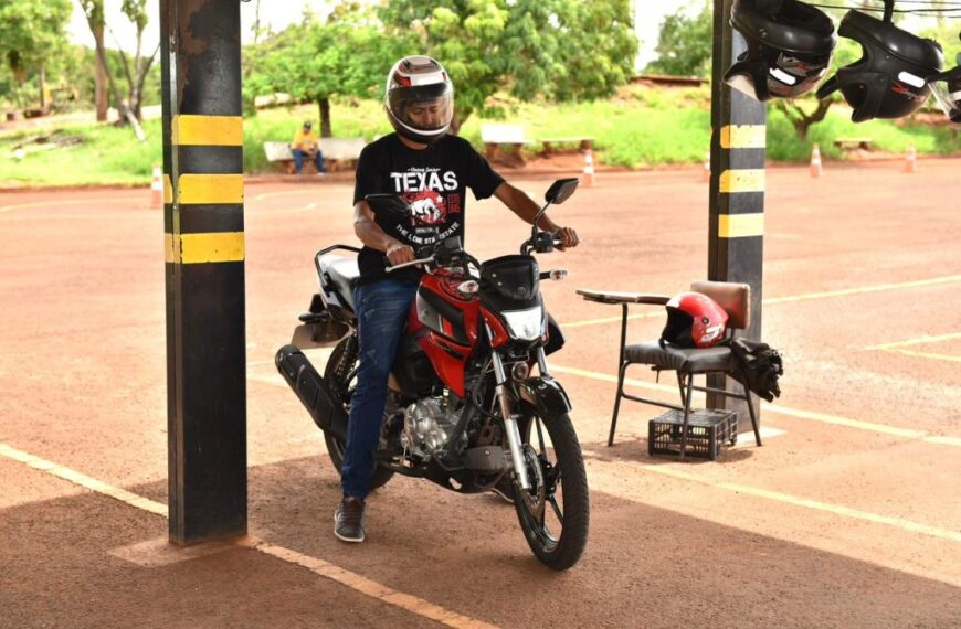 Detran habilita primeiro condutor de Mato Grosso do Sul pela CNH do Brasil