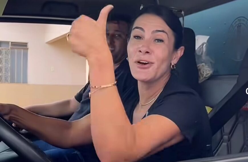 Mãe de Ana Castela dirige caminhão e faz entrega de cestas básicas a carentes