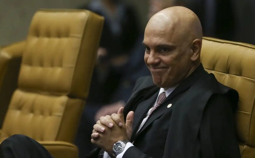 PGR enterra pedido de investigação contra Moraes e oposição pede impeachment