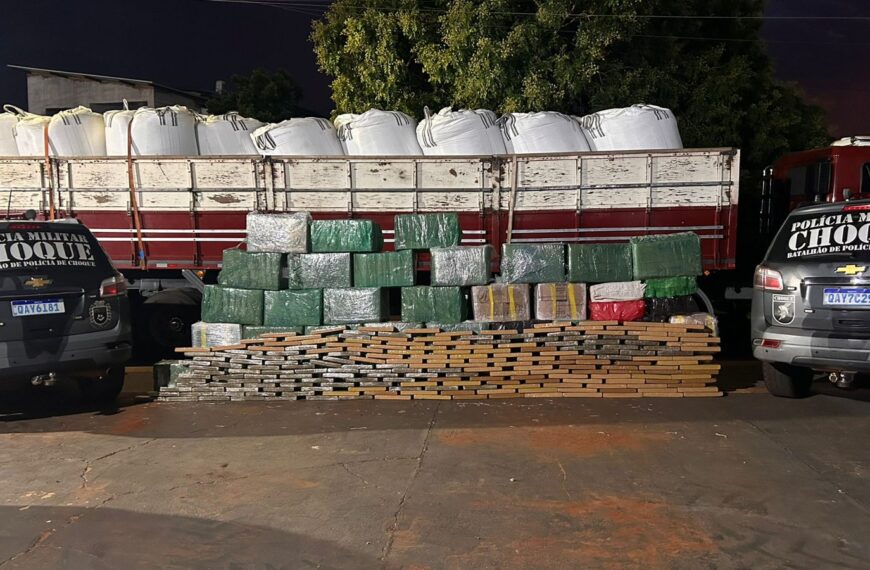 PM apreende carreta com mais de tonelada e meia de droga na Capital