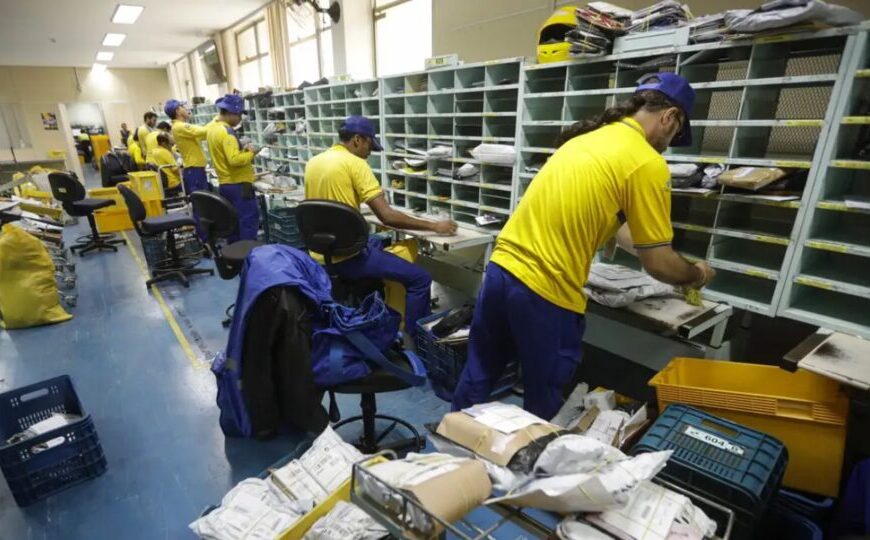 TST decide que greve dos Correios não é abusiva, mas autoriza descontos por dias parados