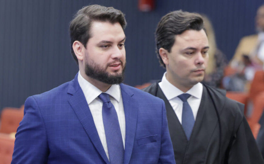 Além de Filipe Martins, saiba quem são os demais condenados que tiveram prisão domiciliar decretada pelo STF