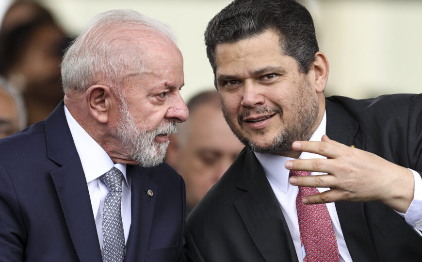 No Senado, PL da dosimetria vira teste de força entre Alcolumbre e governo Lula