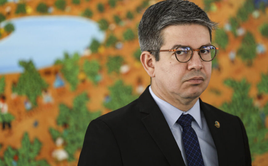 Líder do governo diz que sabatina de Messias ficará para 2026