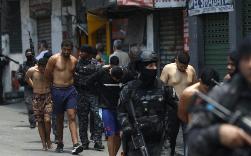 Plano de segurança do RJ prevê investigação de policiais e políticos