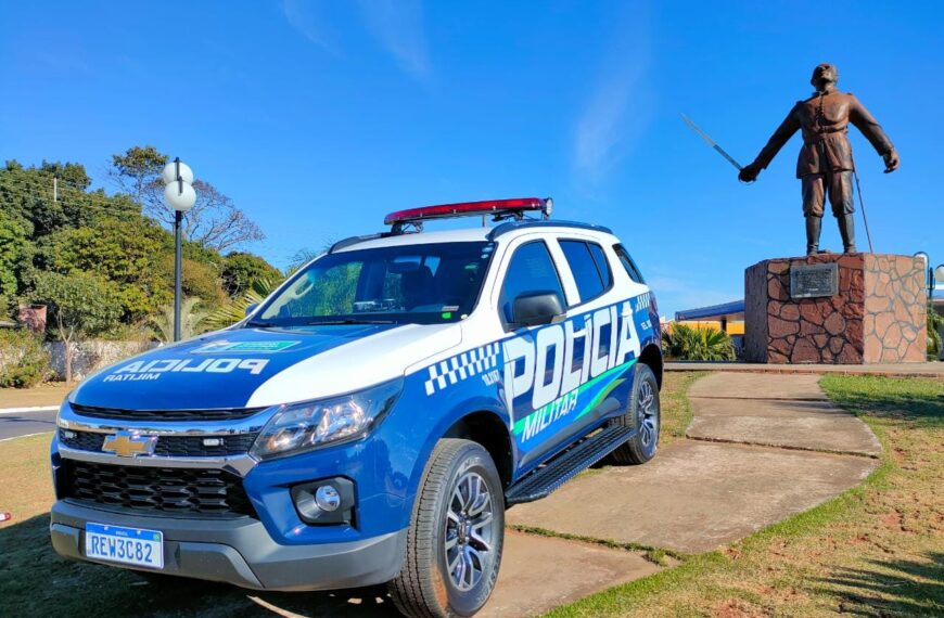 Mulher é presa depois de quebrar prato na cabeça do marido