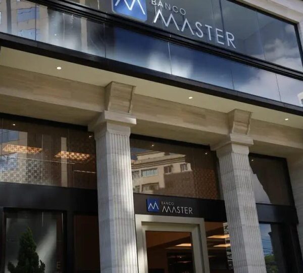 FGC recebe 369 mil pedidos de restituição e&hellip;