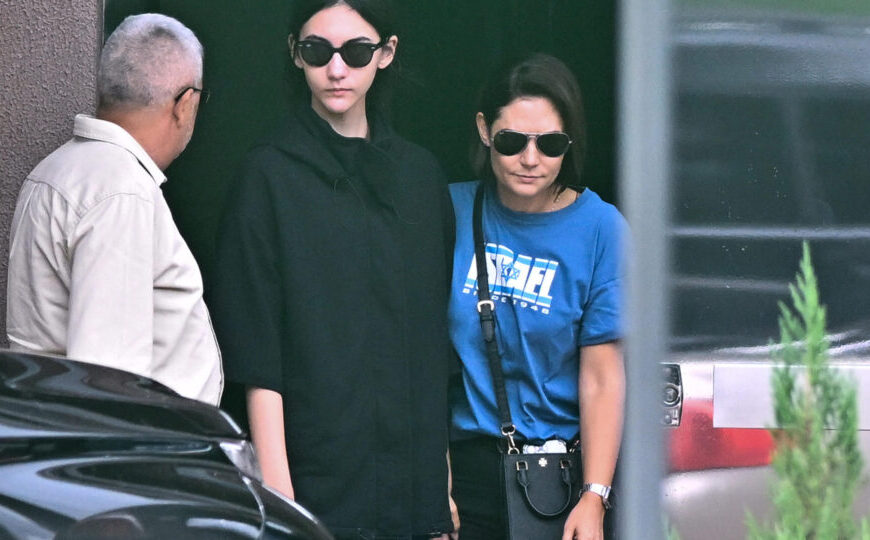 Michelle pede para não ser julgada após encontros com ministros do STF