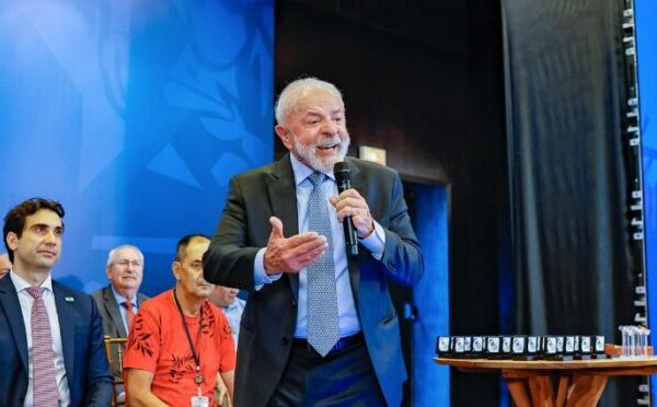 Lula critica influenciadores digitais: “Não conheço ninguém que&hellip;