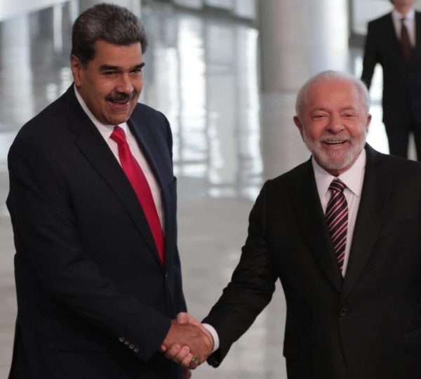 Diplomacia de Lula falha com queda de Maduro&hellip;