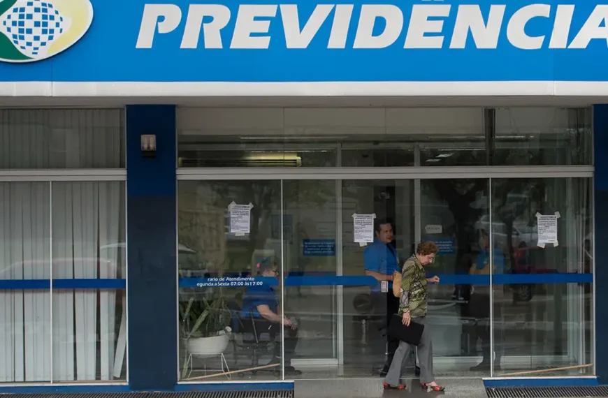 Agências do INSS abrem para atendimento extra neste sábado e domingo