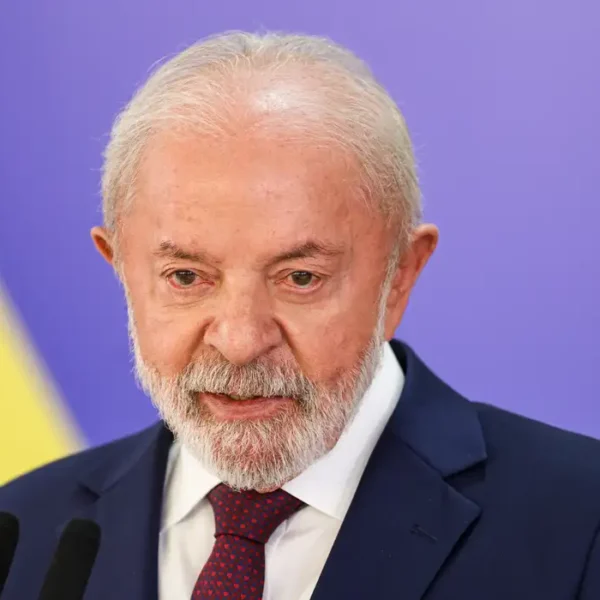 Lula reconhece que valor do salário mínimo no&hellip;