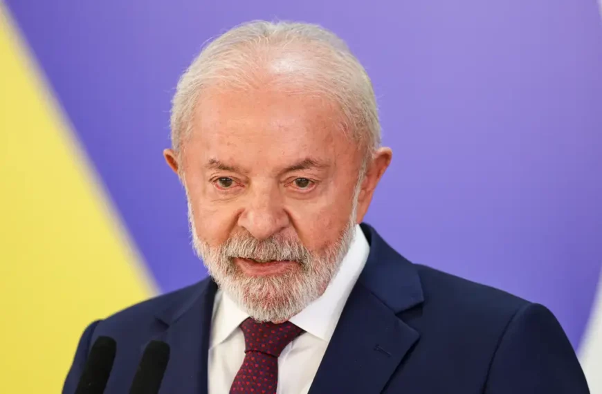 Lula reconhece que valor do salário mínimo no Brasil é “muito baixo”