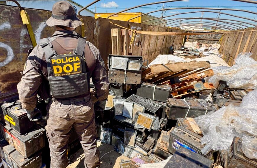 DOF apreende carga milionária de droga que seria levada para SP em carcaças de baterias