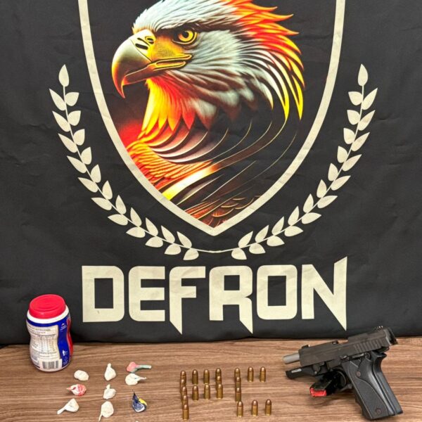 Indivíduo é preso pela Defron com pistola com&hellip;