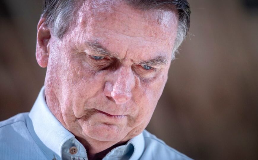 Transferência de Bolsonaro para o complexo da Papuda repercute no mundo político