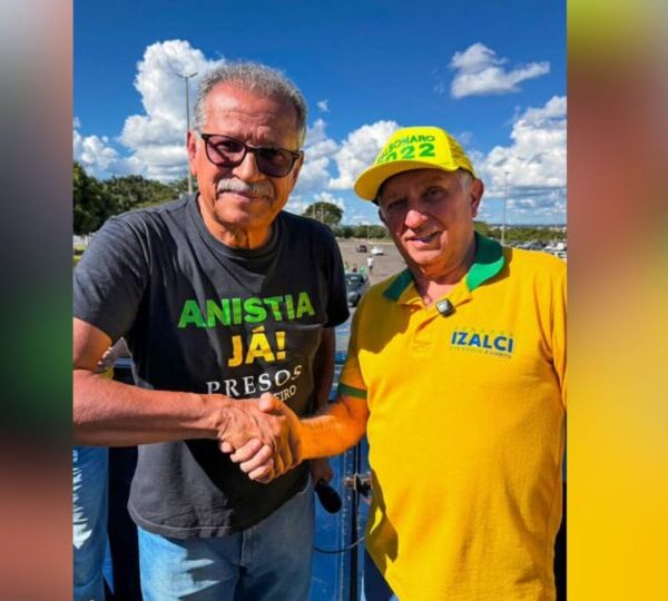 Ato em Brasília pede por anistia e impeachment&hellip;