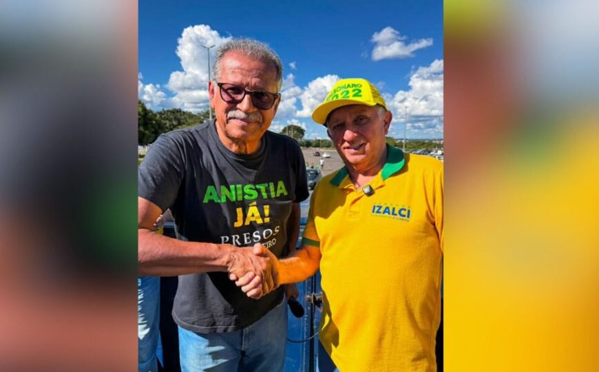 Ato em Brasília pede por anistia e impeachment de Moraes