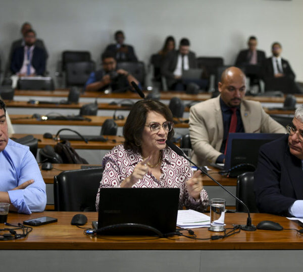 Caso Master: Senadores da oposição pedem impeachment de&hellip;