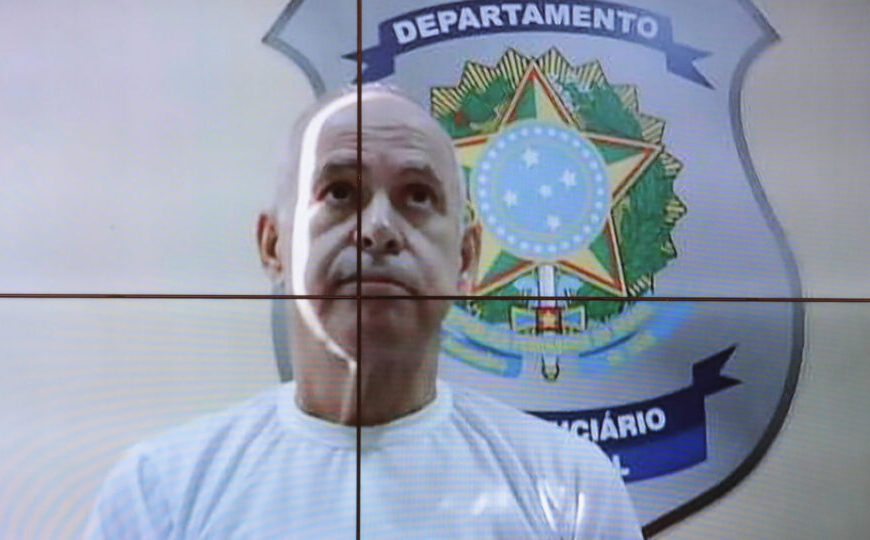 Moraes nega visitas com contato&hellip;